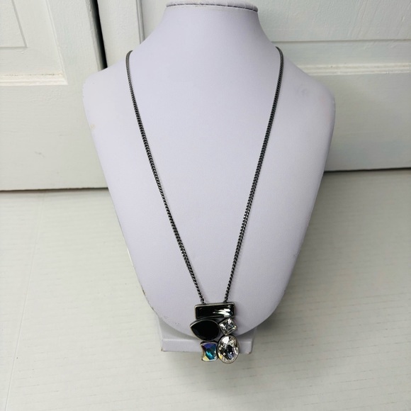 TOUCHSTONE CRYSTAL Swarovski Crystal Necklace - Picture 3 of 10
